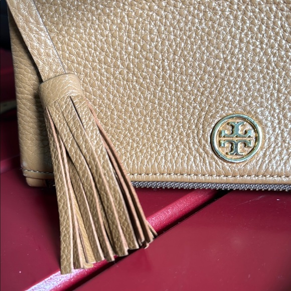 Tory Burch Gold Crossbody Bag - Picture 2 of 5